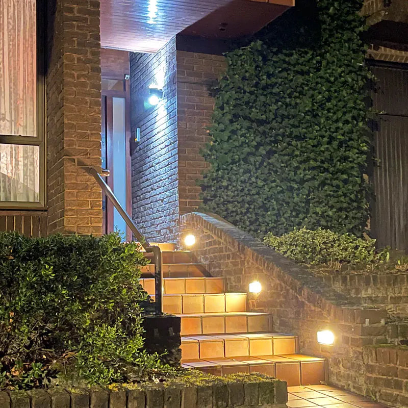 Charleston Brick Light – Slatted / Louvered Front – 12V