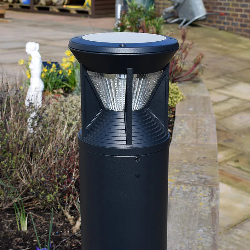 Pro Solar Guarda - Vandal Resistant Solar Bollard Light