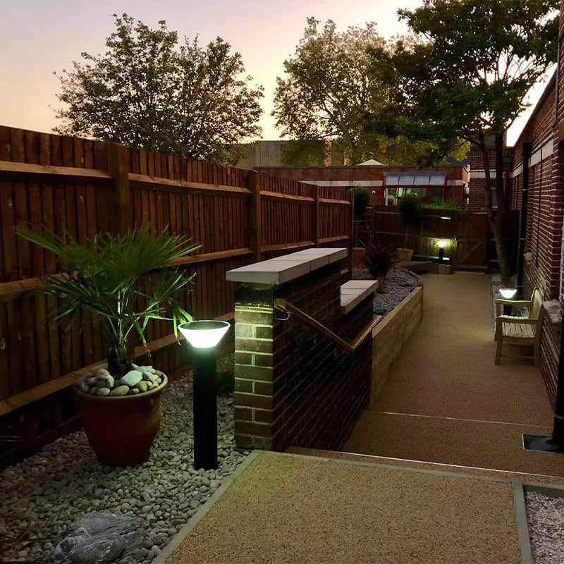 Pro Solar Olympia – 800mm PIR Solar Path Light