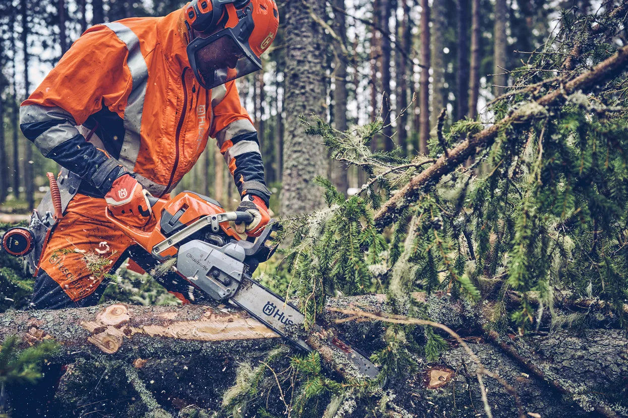 Husqvarna 560 XP® Mark II Petrol Chainsaw
