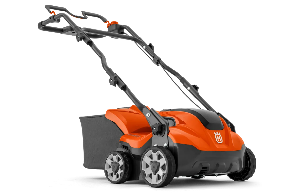 Husqvarna S 138i Kit with 40-C80 and 40-B140 Battery Scarifier